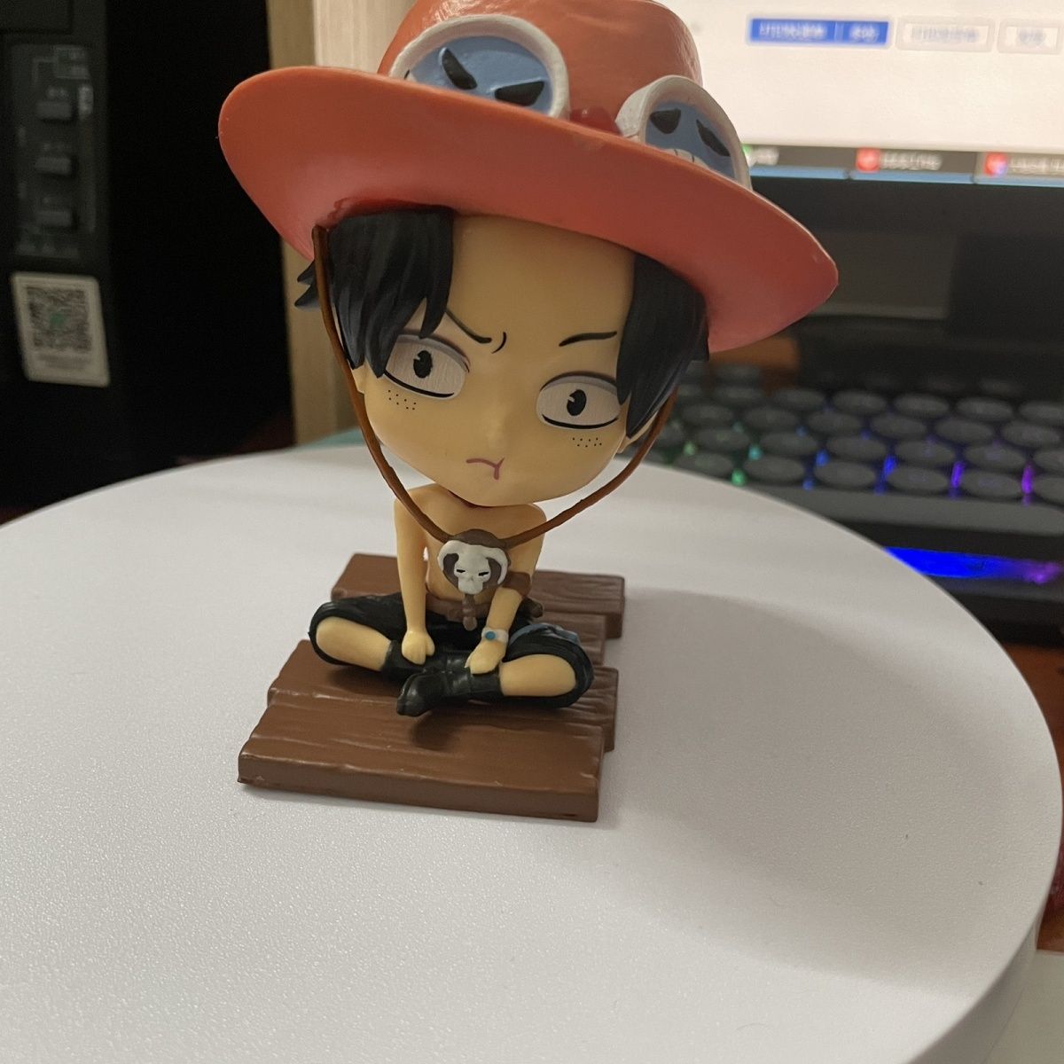 One Piece  Ace figurine, Luffy - огляд і ціна Tablet Accessories Kit